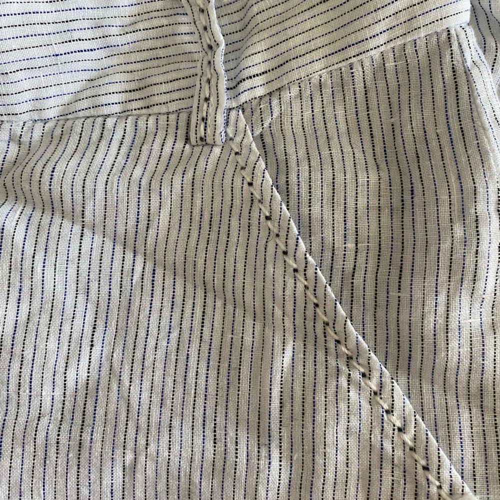 MaxStudio linen pants, flared legs, size 8 - Picture 2 of 4